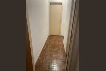 Casa à venda com 110m², 2 quartos e 1 vagaCorredor