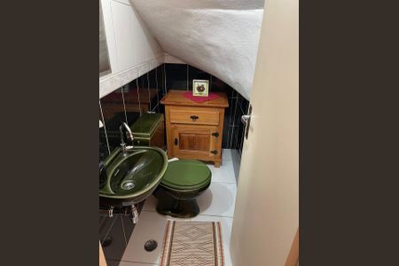 Casa à venda com 110m², 2 quartos e 1 vagaÁrea de Serviço