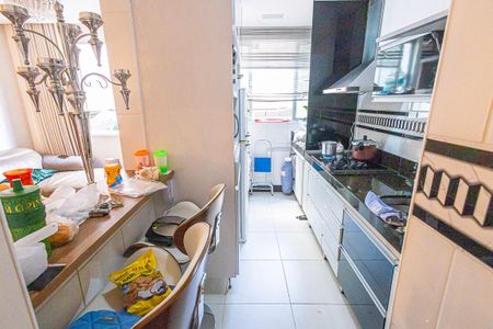 Apartamento para alugar com 71m², 2 quartos e 1 vagaCozinha