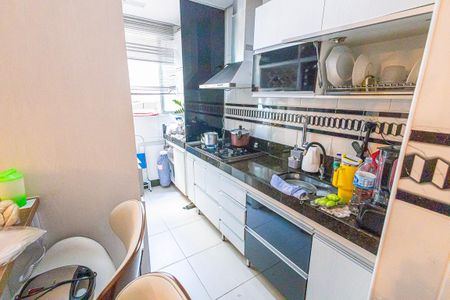 Apartamento para alugar com 71m², 2 quartos e 1 vagaCozinha
