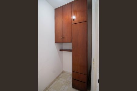 Apartamento à venda com 78m², 2 quartos e 1 vagaDESPENSA 