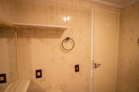 Apartamento à venda com 78m², 2 quartos e 1 vagaBANHEIRO