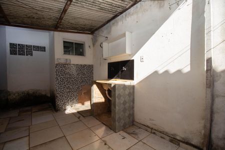 Casa para alugar com 40m², 2 quartos e 1 vagaÁrea de Serviço