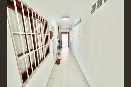 Casa à venda com 134m², 3 quartos e 2 vagas Casa à venda com 134m², 3 quartos e 2 vagasEntrada
