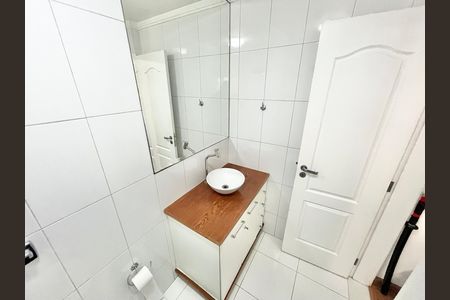 Casa à venda com 134m², 3 quartos e 2 vagas Casa à venda com 134m², 3 quartos e 2 vagasBanheiro da Suíte