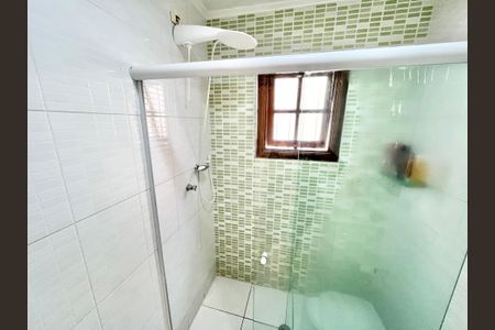 Casa à venda com 134m², 3 quartos e 2 vagas Casa à venda com 134m², 3 quartos e 2 vagasBanheiro