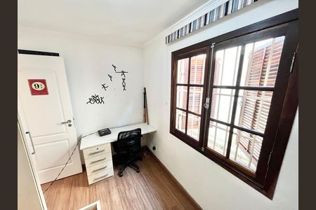 Casa à venda com 134m², 3 quartos e 2 vagas Casa à venda com 134m², 3 quartos e 2 vagasQuarto 2