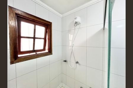 Casa à venda com 134m², 3 quartos e 2 vagas Casa à venda com 134m², 3 quartos e 2 vagasBanheiro da Suíte