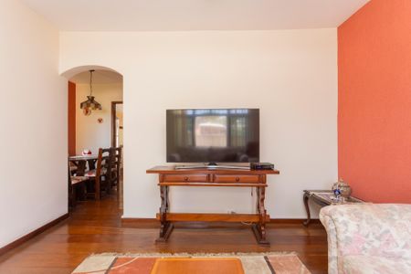 Sala de casa para alugar com 3 quartos, 104m² em Jardim dos Lagos, São Paulo