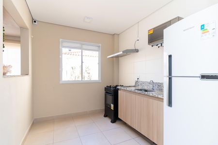 Apartamento à venda com 33m², 2 quartos e sem vagaÁrea comum - Salão de festas