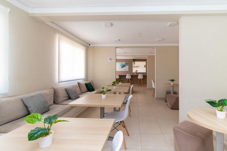 Apartamento à venda com 33m², 2 quartos e sem vagaÁrea comum - Salão de festas