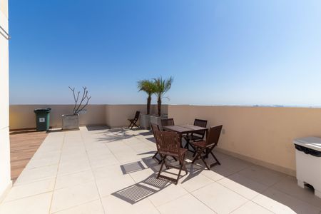 Apartamento à venda com 33m², 2 quartos e sem vagaTerraço