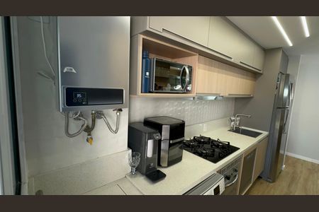 Apartamento à venda com 60m², 3 quartos e 1 vagaÁrea de Serviço