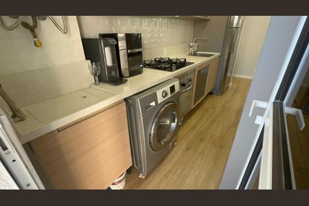 Apartamento à venda com 60m², 3 quartos e 1 vagaÁrea de Serviço
