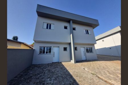 Casa de condomínio para alugar com 95m², 3 quartos e 2 vagas