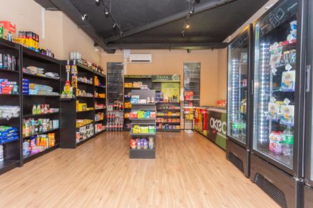 Apartamento para alugar com 48m², 2 quartos e sem vagaMercado 24h