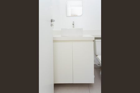 Apartamento para alugar com 48m², 2 quartos e sem vagaBanheiro