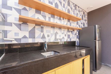 Apartamento para alugar com 48m², 2 quartos e sem vagaÁrea comum - Churrasqueira