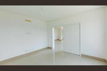 Casa à venda com 430m², 4 quartos e 6 vagasQuarto