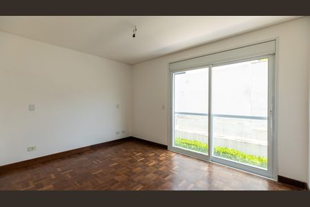 Casa à venda com 430m², 4 quartos e 6 vagasQuarto