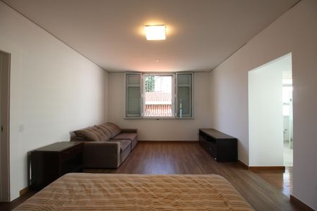 Casa para alugar com 700m², 6 quartos e 5 vagasSuíte Master