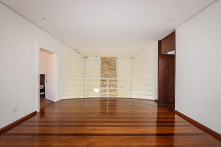 Casa para alugar com 700m², 4 quartos e 5 vagasHall da Suite Master