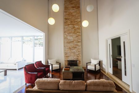 Casa para alugar com 700m², 4 quartos e 5 vagasSala da Lareira