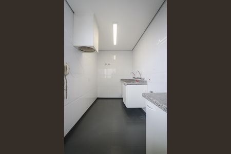 Casa para alugar com 700m², 4 quartos e 5 vagasÁrea de Serviço