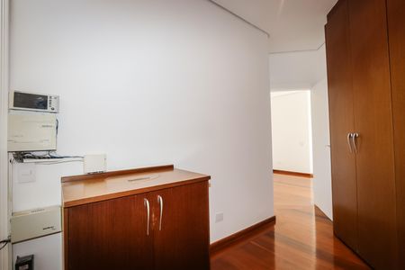 Casa para alugar com 700m², 4 quartos e 5 vagasQuarto 5