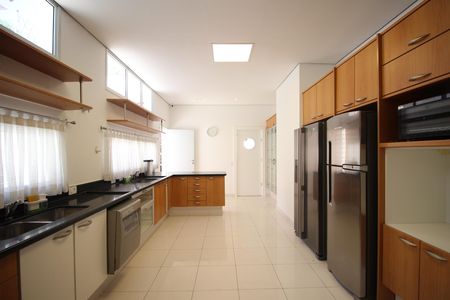 Casa para alugar com 700m², 6 quartos e 5 vagasCozinha