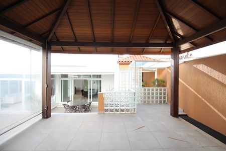 Casa para alugar com 700m², 6 quartos e 5 vagasMesanino Externo