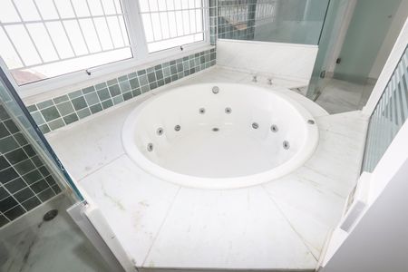 Casa para alugar com 700m², 4 quartos e 5 vagasBanheiro da Suite Master