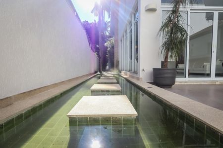 Casa para alugar com 700m², 4 quartos e 5 vagasFonte