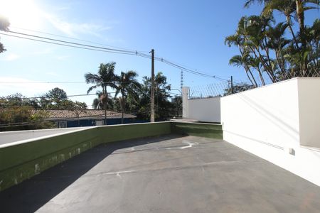 Casa para alugar com 700m², 6 quartos e 5 vagasQuintal