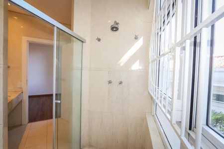 Casa para alugar com 700m², 4 quartos e 5 vagasBanheiro da Suite 3