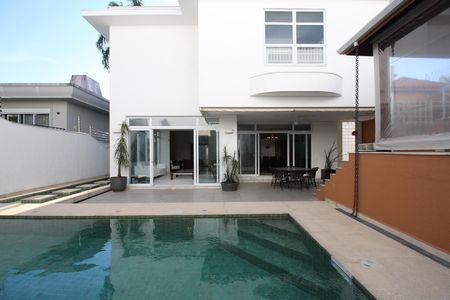 Casa para alugar com 700m², 6 quartos e 5 vagasPiscina