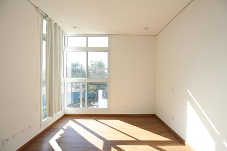 Casa para alugar com 700m², 6 quartos e 5 vagasSuíte 3