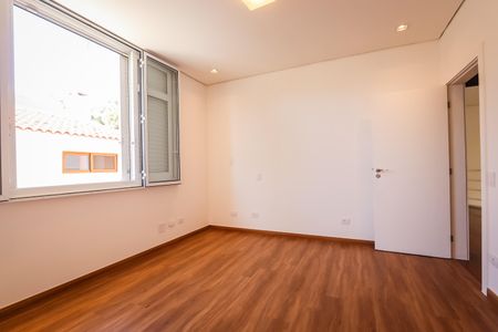 Casa para alugar com 700m², 4 quartos e 5 vagasSuite 2