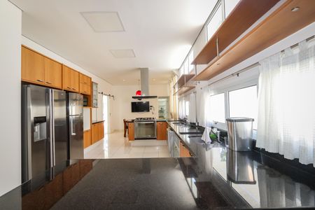 Casa para alugar com 700m², 4 quartos e 5 vagasCozinha