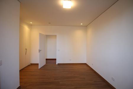 Casa para alugar com 700m², 6 quartos e 5 vagasSuíte 2