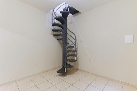 Casa à venda com 75m², 2 quartos e 1 vaga Casa à venda com 75m², 2 quartos e 1 vagaSala