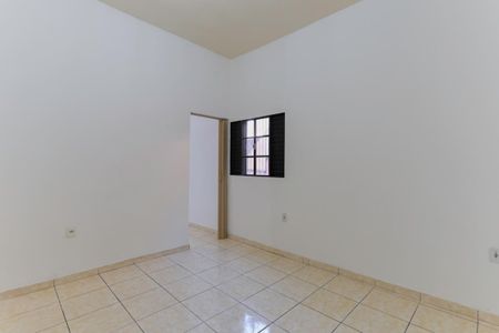 Quarto 1 de casa para alugar com 2 quartos, 75m² em Jardim Elisa Maria, São Paulo