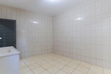Casa à venda com 75m², 2 quartos e 1 vaga Casa à venda com 75m², 2 quartos e 1 vagaCozinha
