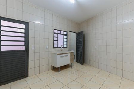 Casa à venda com 75m², 2 quartos e 1 vaga Casa à venda com 75m², 2 quartos e 1 vagaCozinha