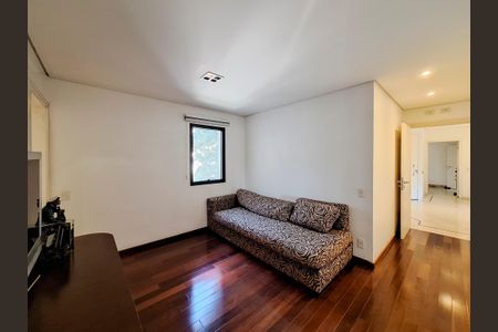Apartamento para alugar com 120m², 3 quartos e 4 vagasEscritório