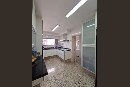 Apartamento para alugar com 120m², 3 quartos e 4 vagasCozinha