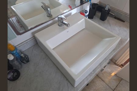 Apartamento para alugar com 120m², 3 quartos e 4 vagasBanheiro Quarto 2