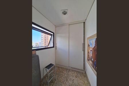 Apartamento para alugar com 120m², 3 quartos e 4 vagasÁrea de Serviço