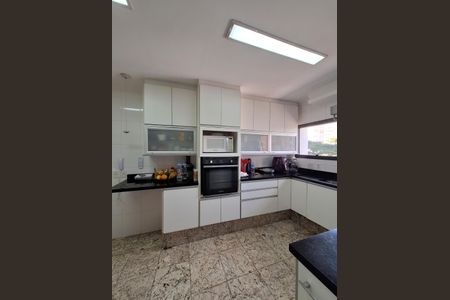 Apartamento para alugar com 120m², 3 quartos e 4 vagasCozinha
