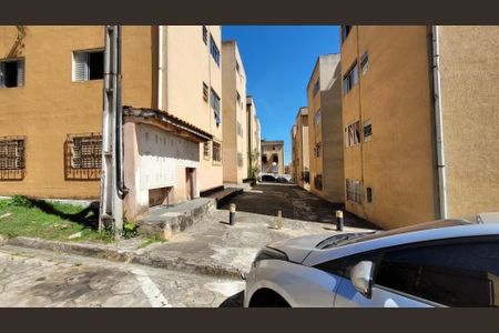 Apartamento para alugar com 65m², 2 quartos e 1 vagaFachada do bloco